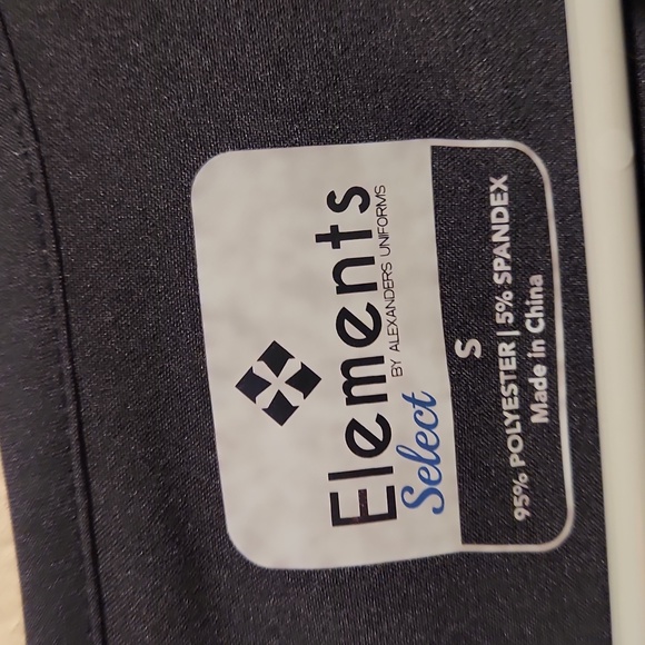 Black scrub set - Picture 3 of 5